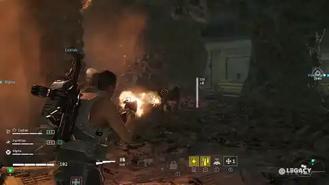 Vent and wall ambush — Xenomorphs flanking the Fireteam